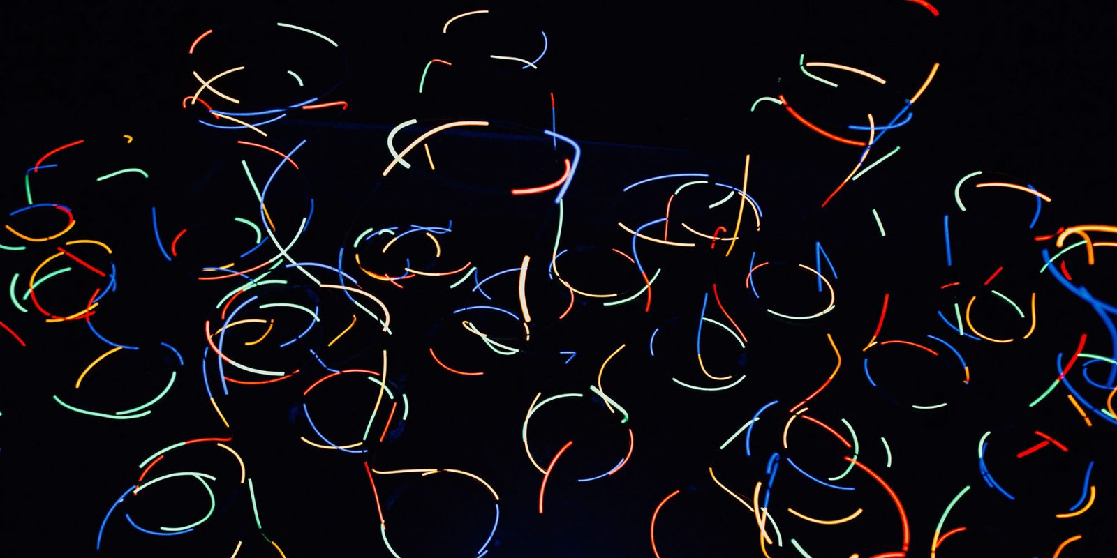 Threads Loops | Colorful abstract image depicting loops of light