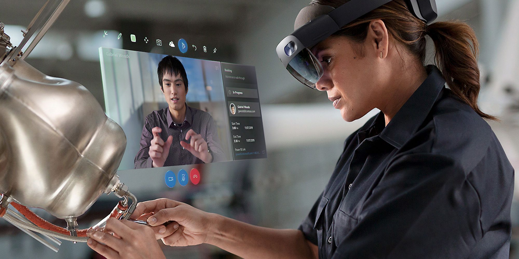 Microsoft discontinues HoloLens 2 with no replacement