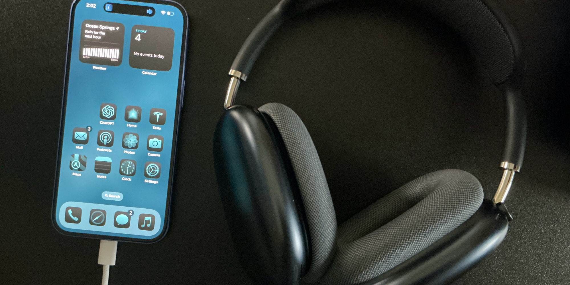 new-airpods-max-just-got-three-more-features-with-ios-18-4-9to5mac