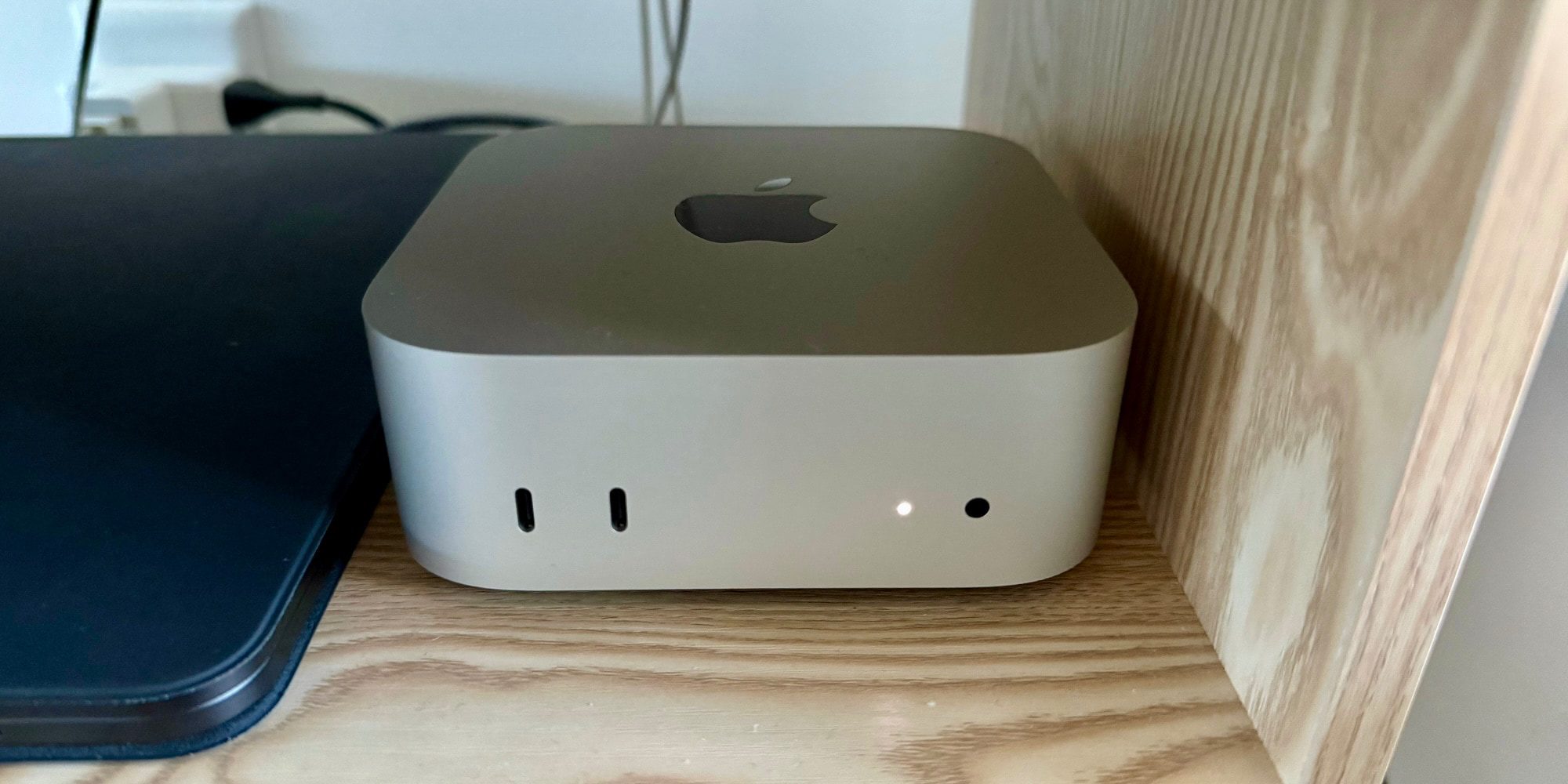 Mac mini M4 спустя две недели: незаметный Mac, который умеет всё