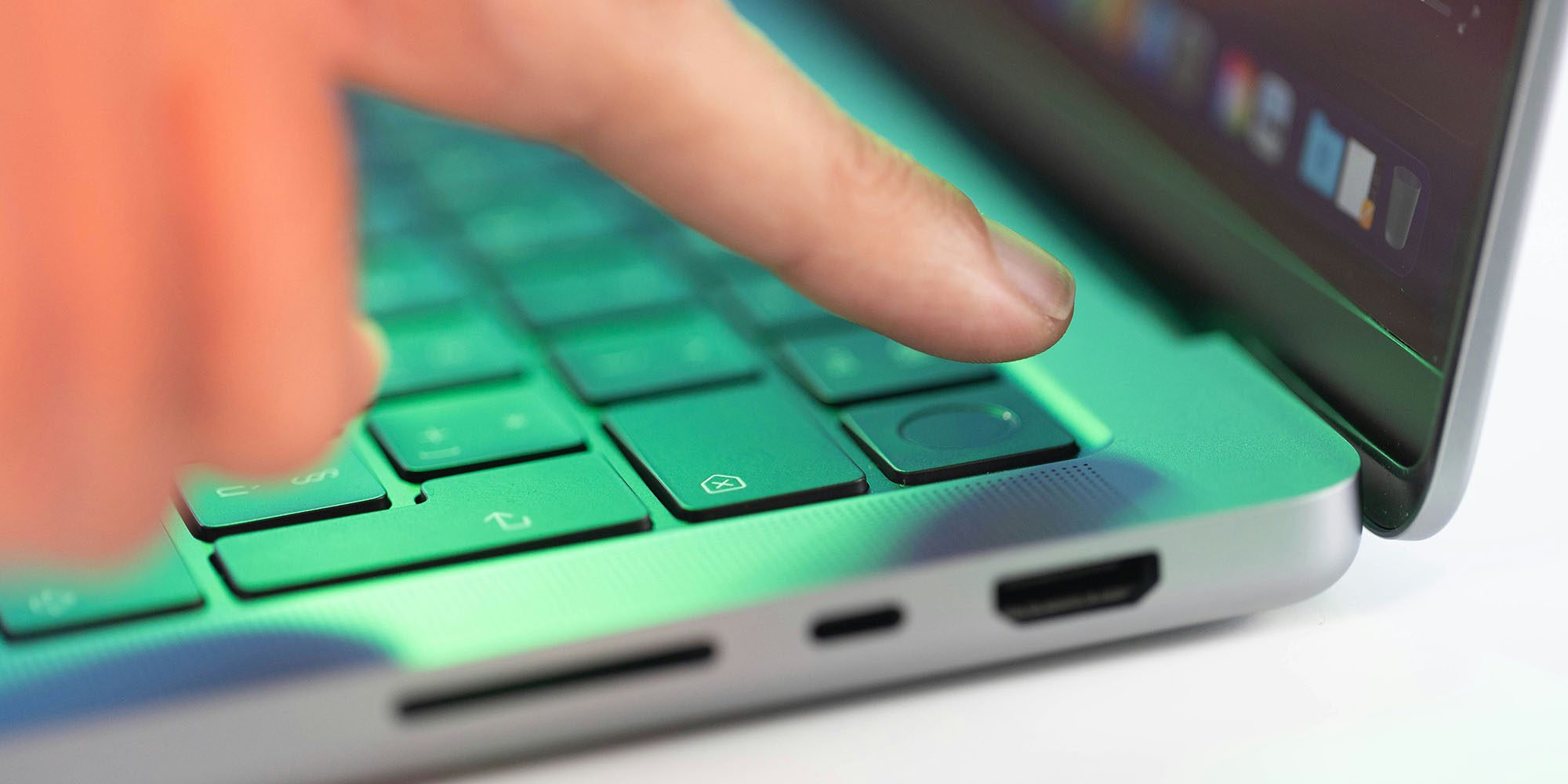 С iOS 26 Apple решает одну из самых больших проблем с паролями