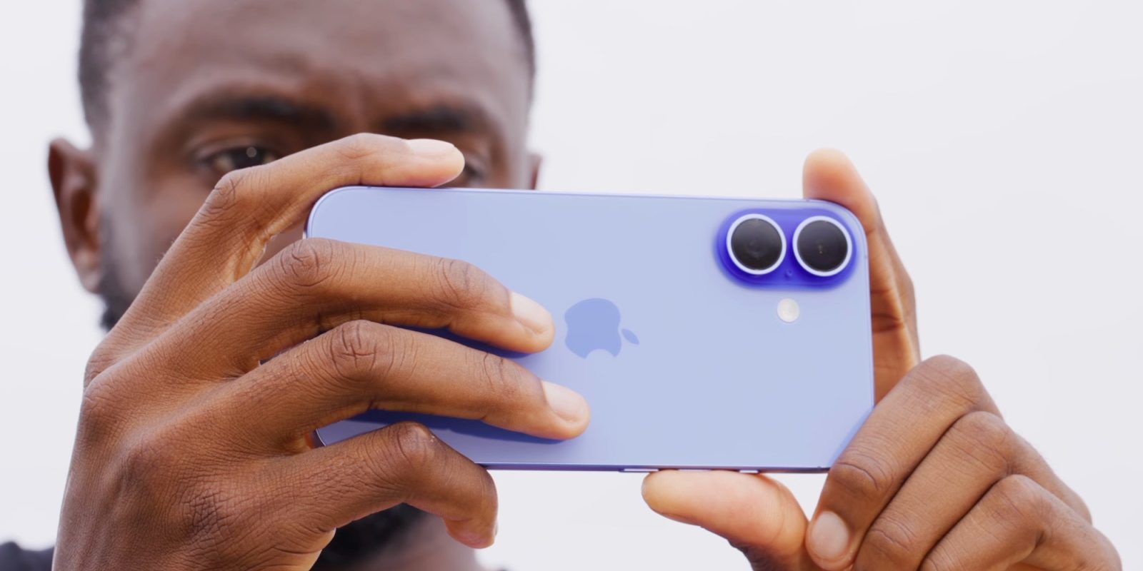 iPhone 16 is surprisingly the best small phone of 2024 according to MKBHD