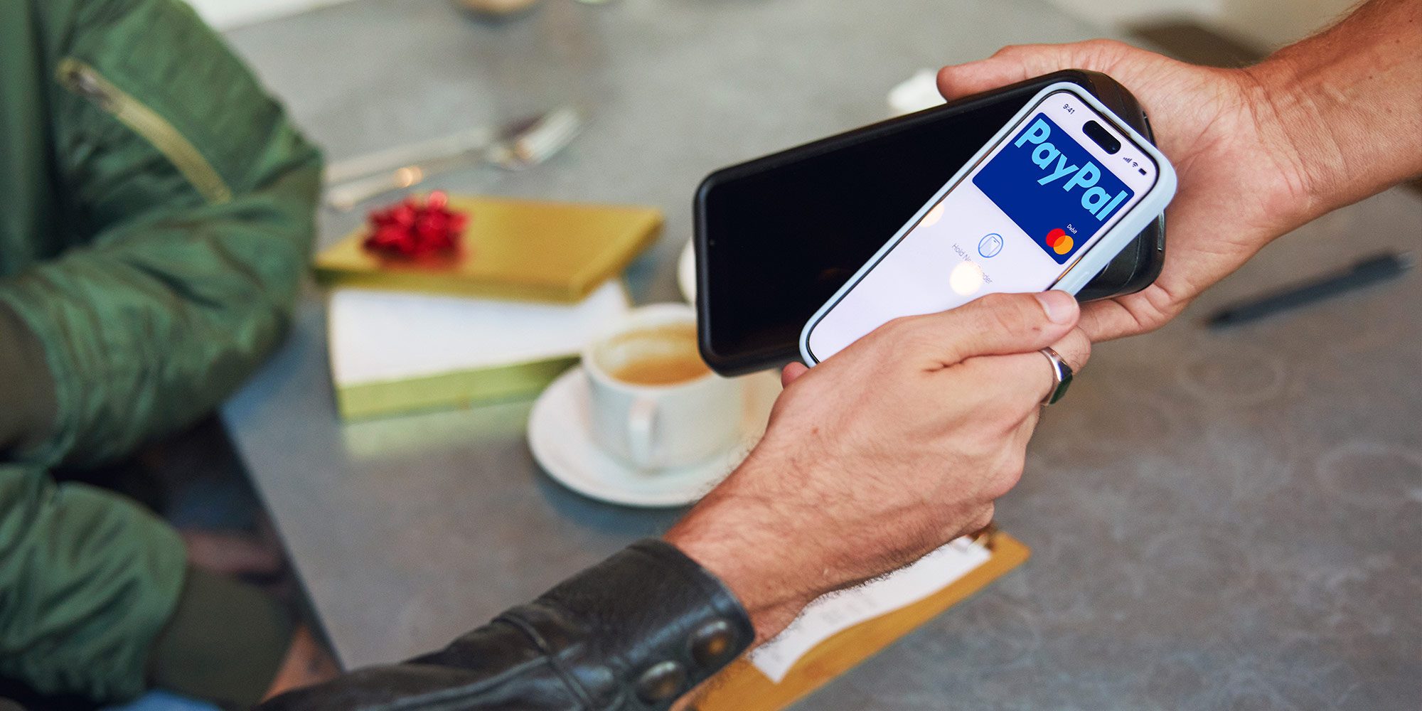 PayPal начинает внедрять прямую поддержку tap-to-pay для пользователей iPhone в Европе