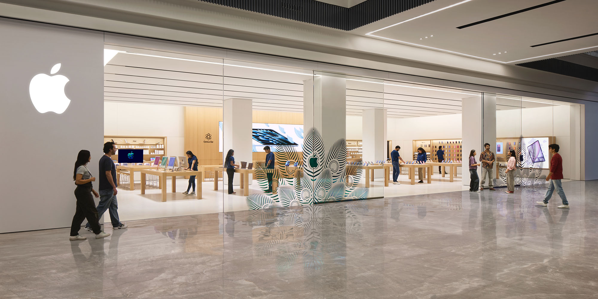 photo of Latest Apple store has a new way to blur the boundary between interior and exterior image