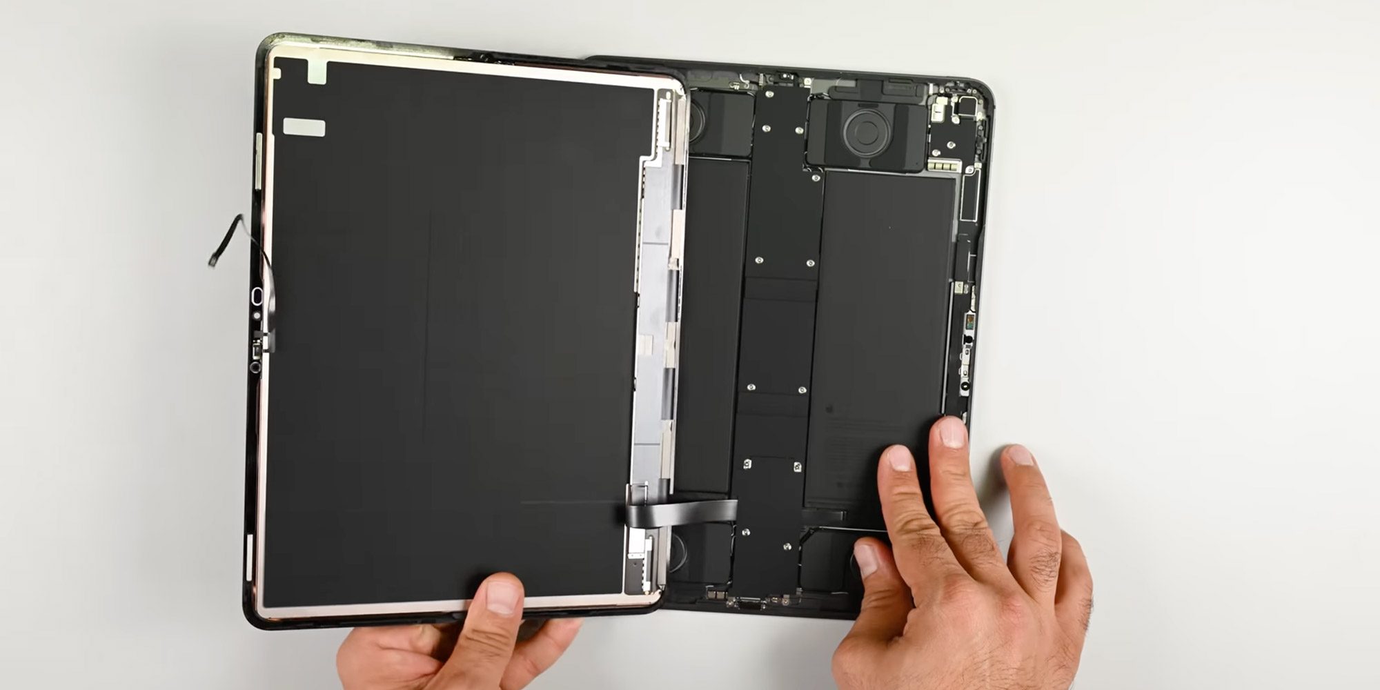 iFixit разобрал M5 iPad Pro и показал, где могла бы располагаться вторая фронтальная камера