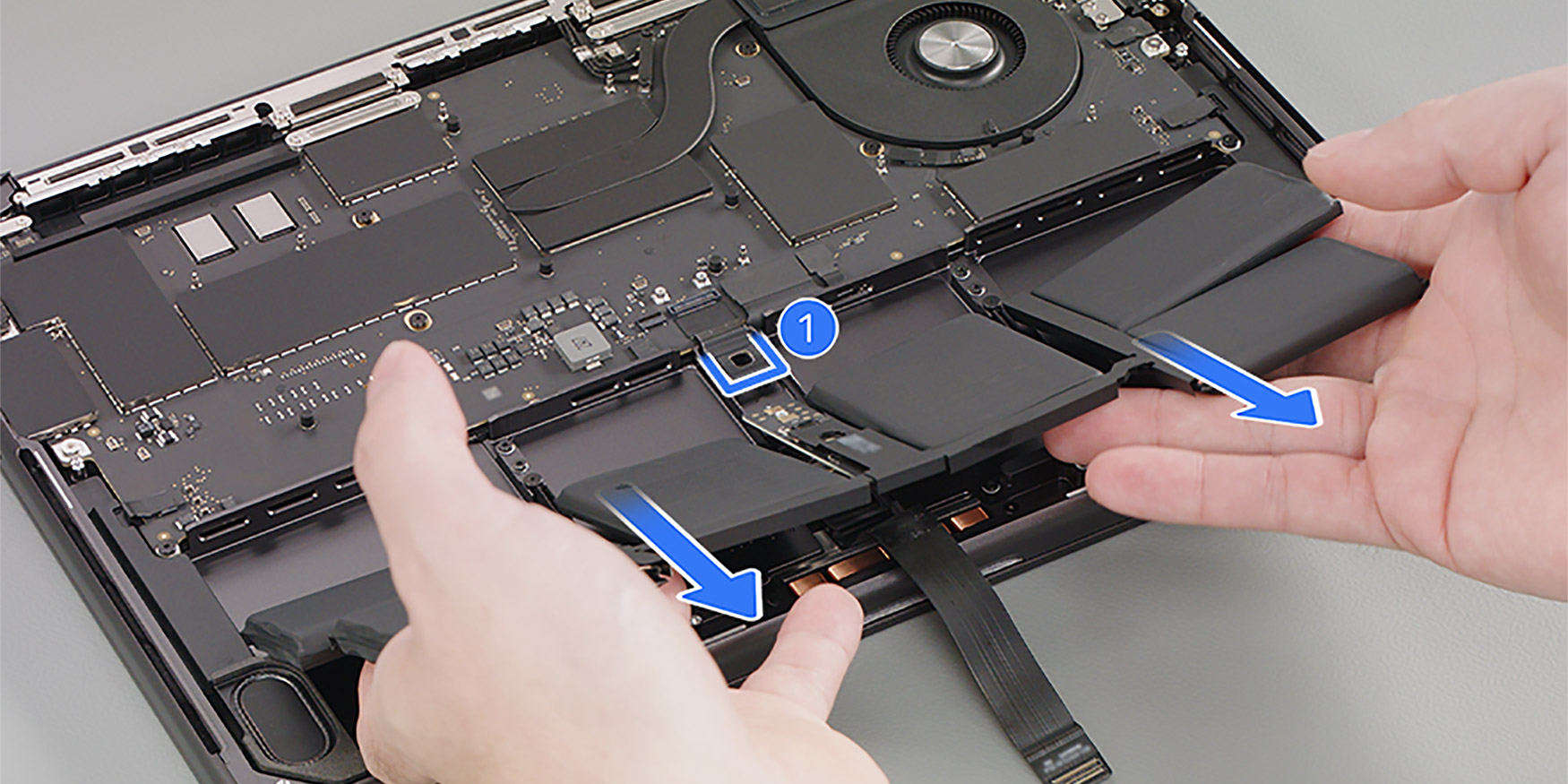 New Apple repair process allows battery-only replacements on the M5 14-inch MacBook Pro