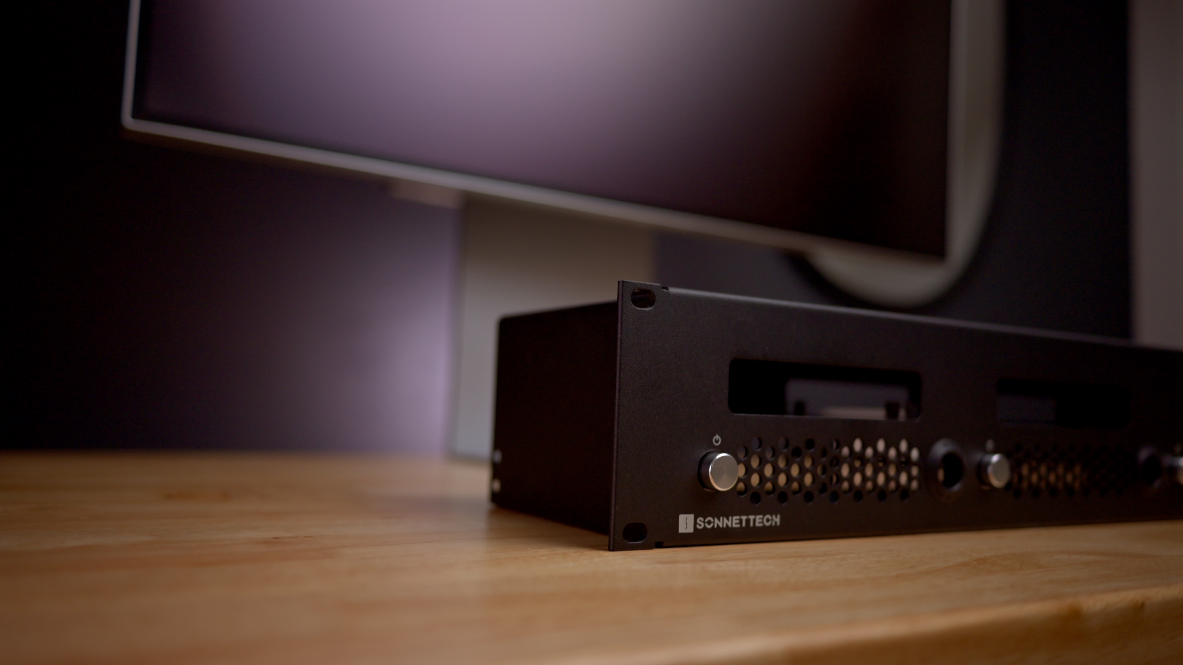 Hands-on: Sonnet RackMac mini - up to three Mac minis in a single ...