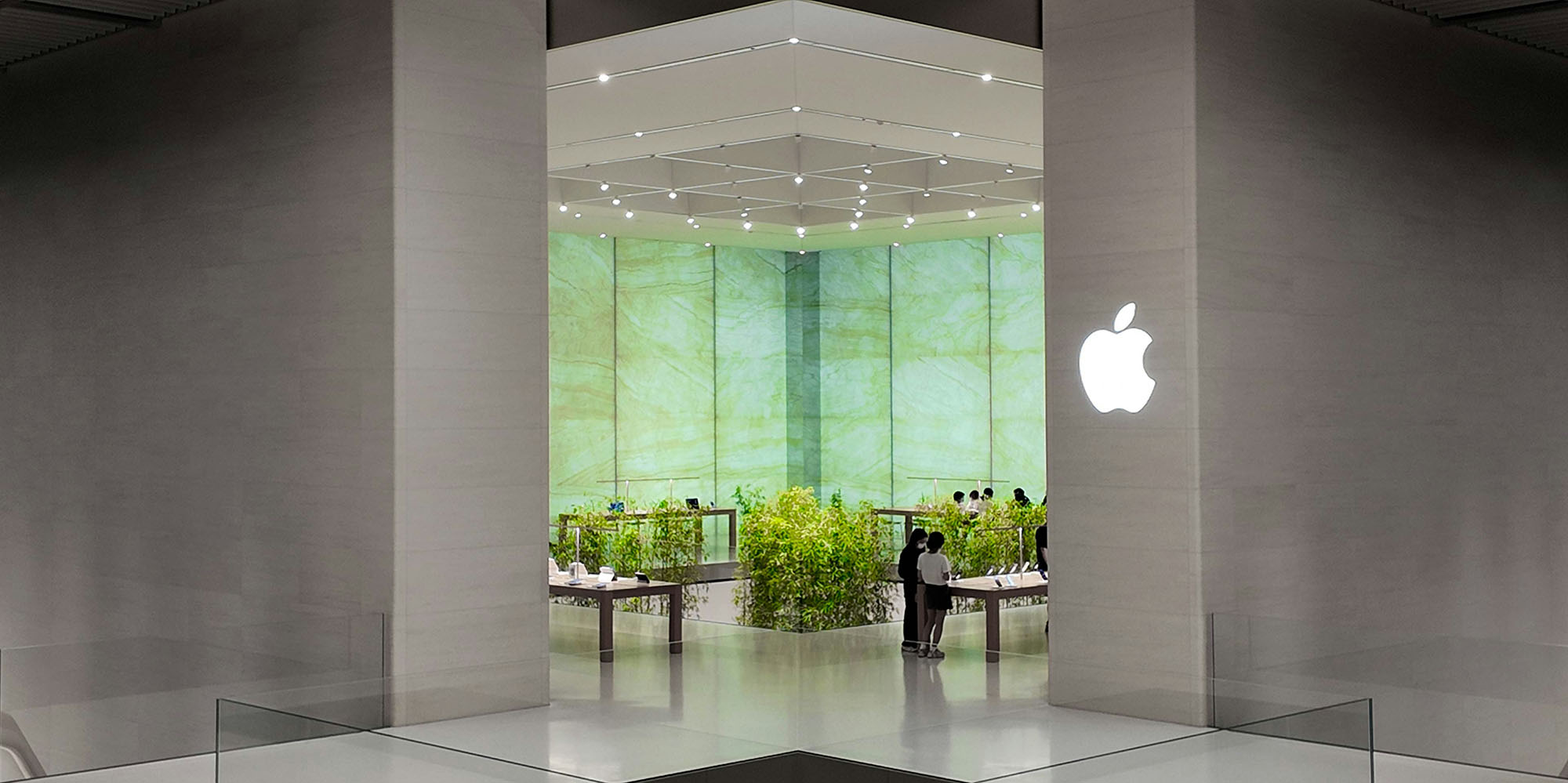 iPhone market share now bigger than Samsung, not just due to iPhone 17