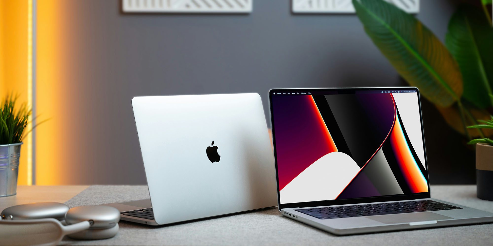 photo of Store worker allegedly gave himself a 99% discount on $118k’s worth of MacBooks and more image