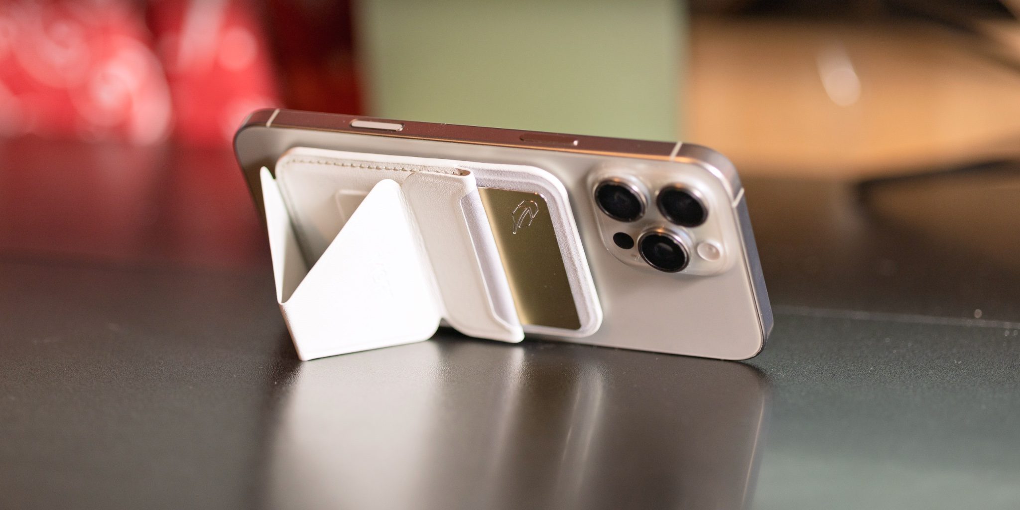 MOFT’s long-awaited MagSafe kickstand wallet with Find My support is now available