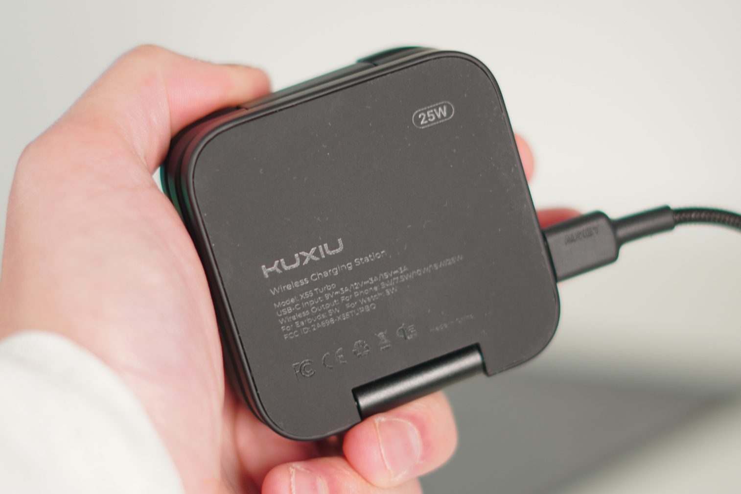 Kuxiu X55 Turbo delivers 25W wireless charging at a lower price 