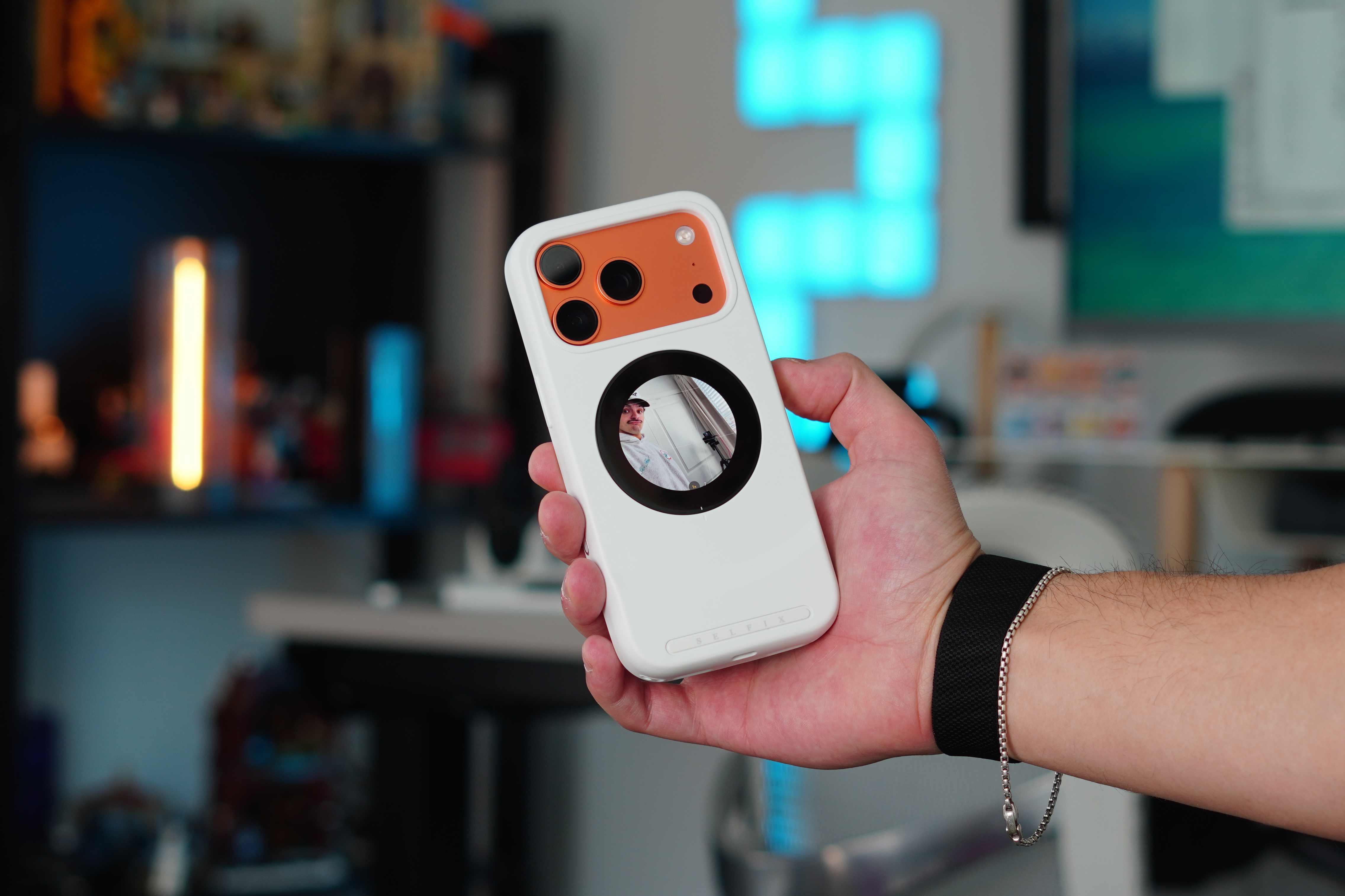 Smartphone Case Rear Projection This iPhone Case Adds a Rear touchscreen & Extra storage - 9to5Mac