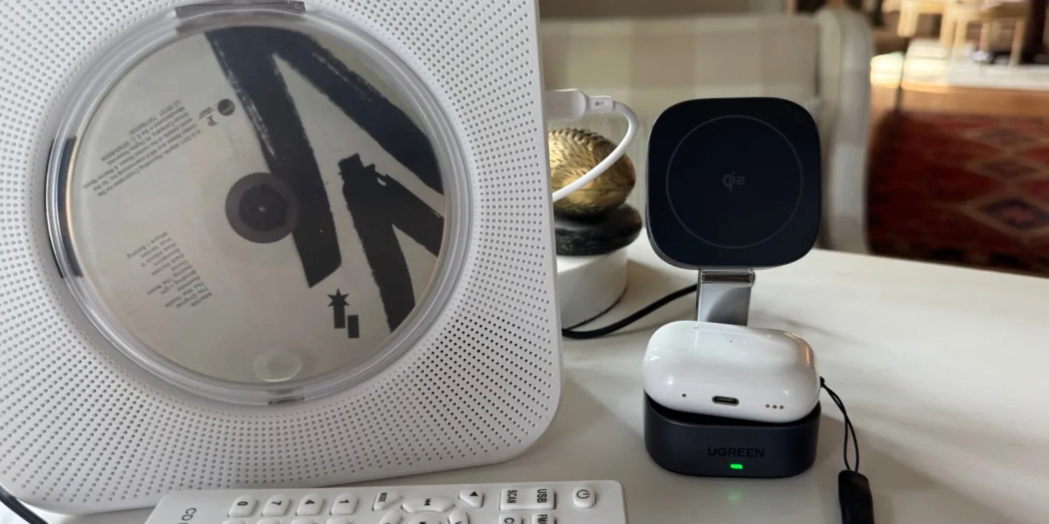 photo of MagSafe Monday: UGREEN 2-in-1 Qi2 foldable charging station review image