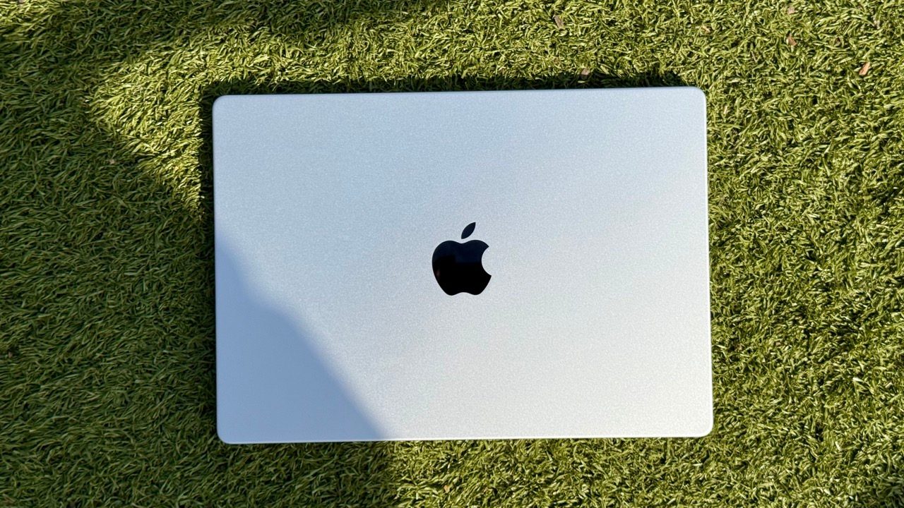photo of These are the best new MacBook deals right now: April 2026 Buyer’s Guide image