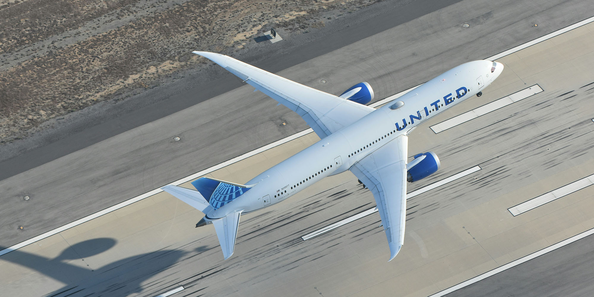 9to5mac.com - Ben Lovejoy - United Airlines app streamlines AirTag tracking, and more