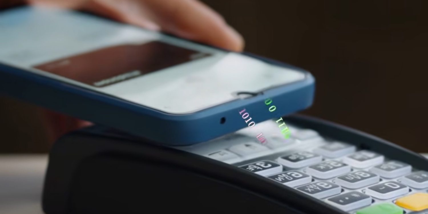 Video shows how to steal $10,000 from locked iPhone in controlled setting -  9to5Mac