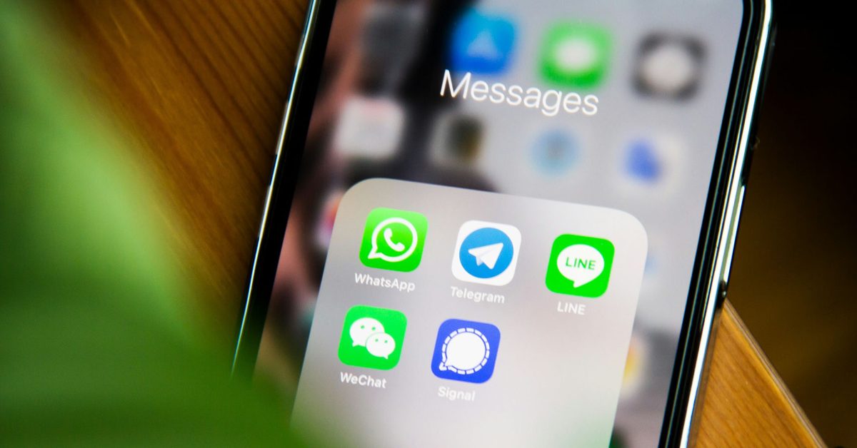 WhatsApp Plus subscriptions now rolling out to iPhone