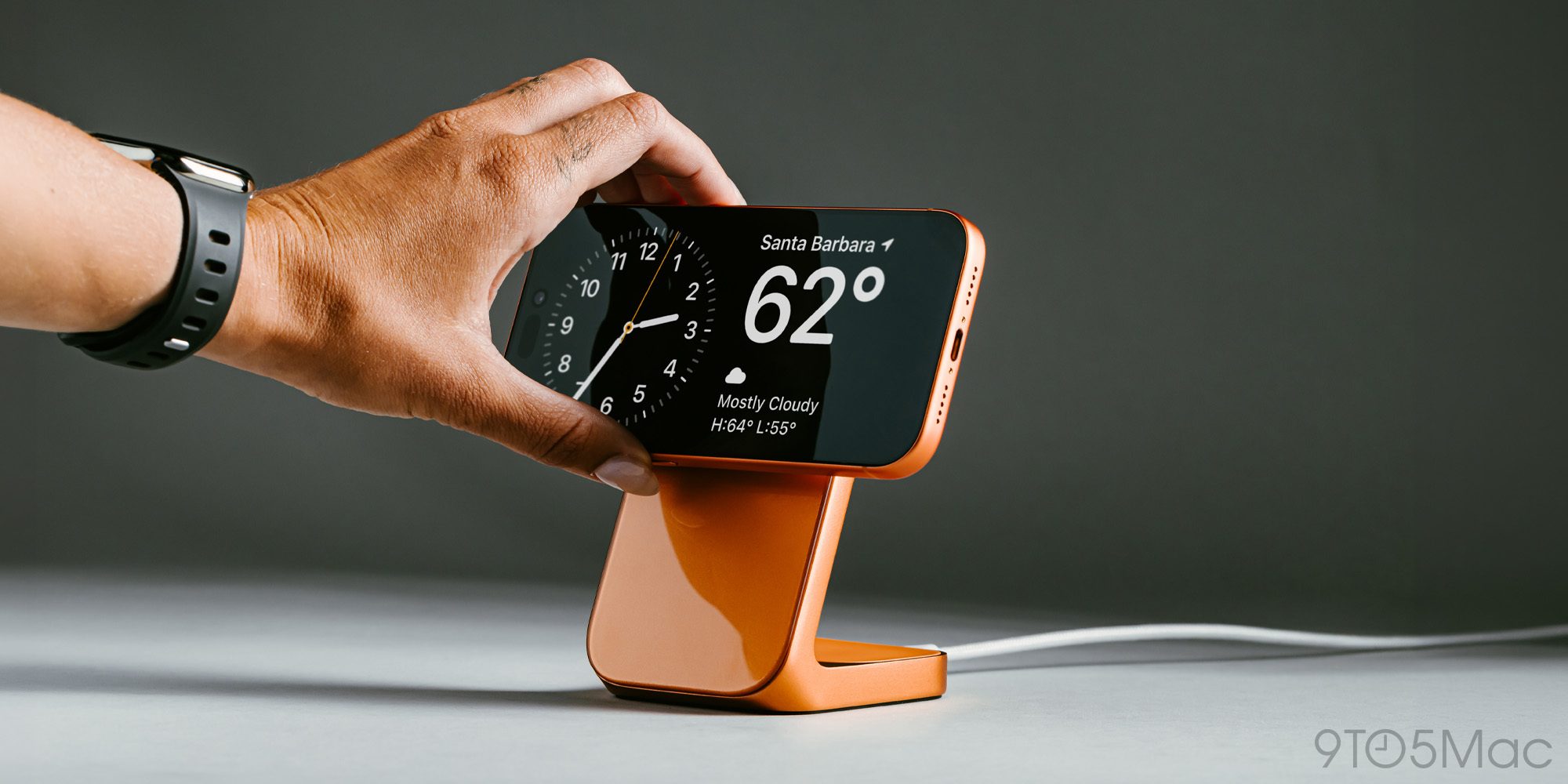 Nomad debuts limited edition Stand One in color-matching…