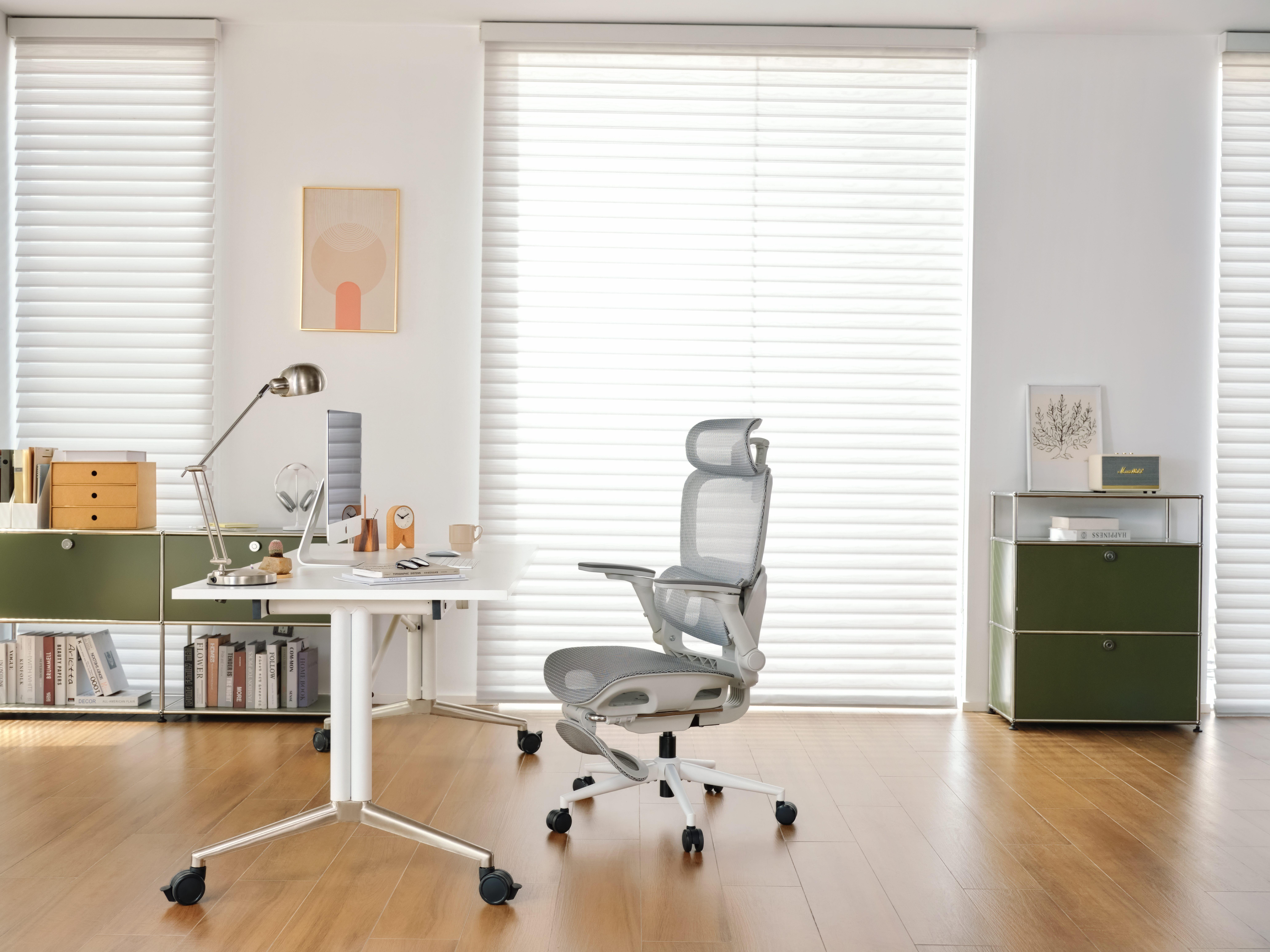 Upgrade your Mac desk setup with the Sihoo B300 Pro for under $300