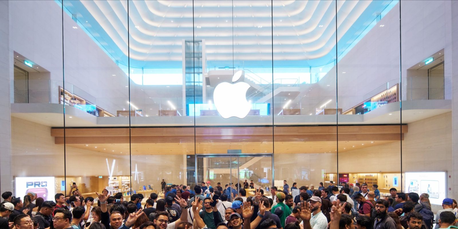 iPhone 18 Pro, Apple Watch Series 12 and Ultra 4, AirPods 5 now available in stores