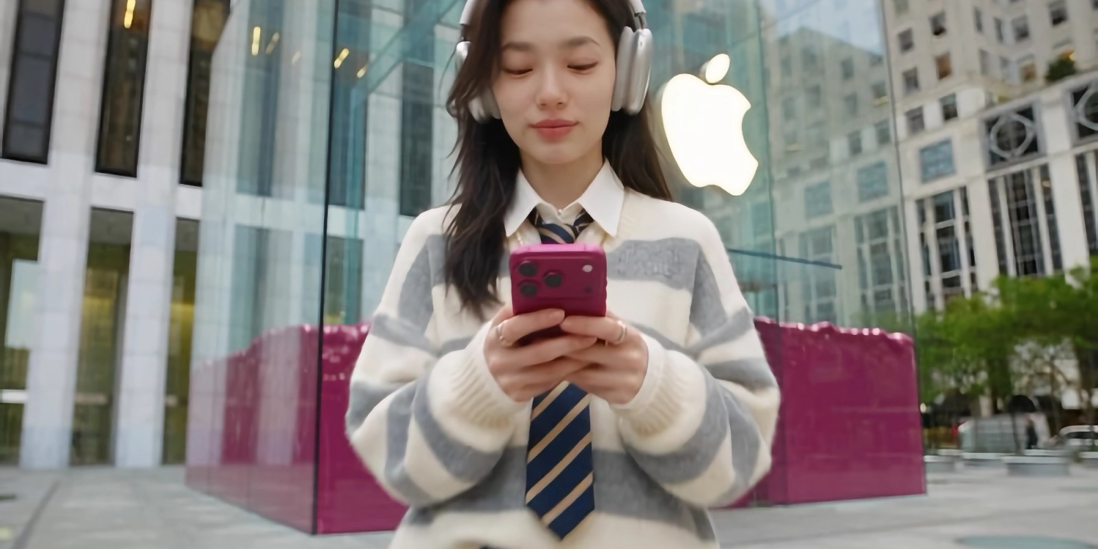 This AI-generated iPhone 18 Pro mock ad makes me actually love dark cherry color