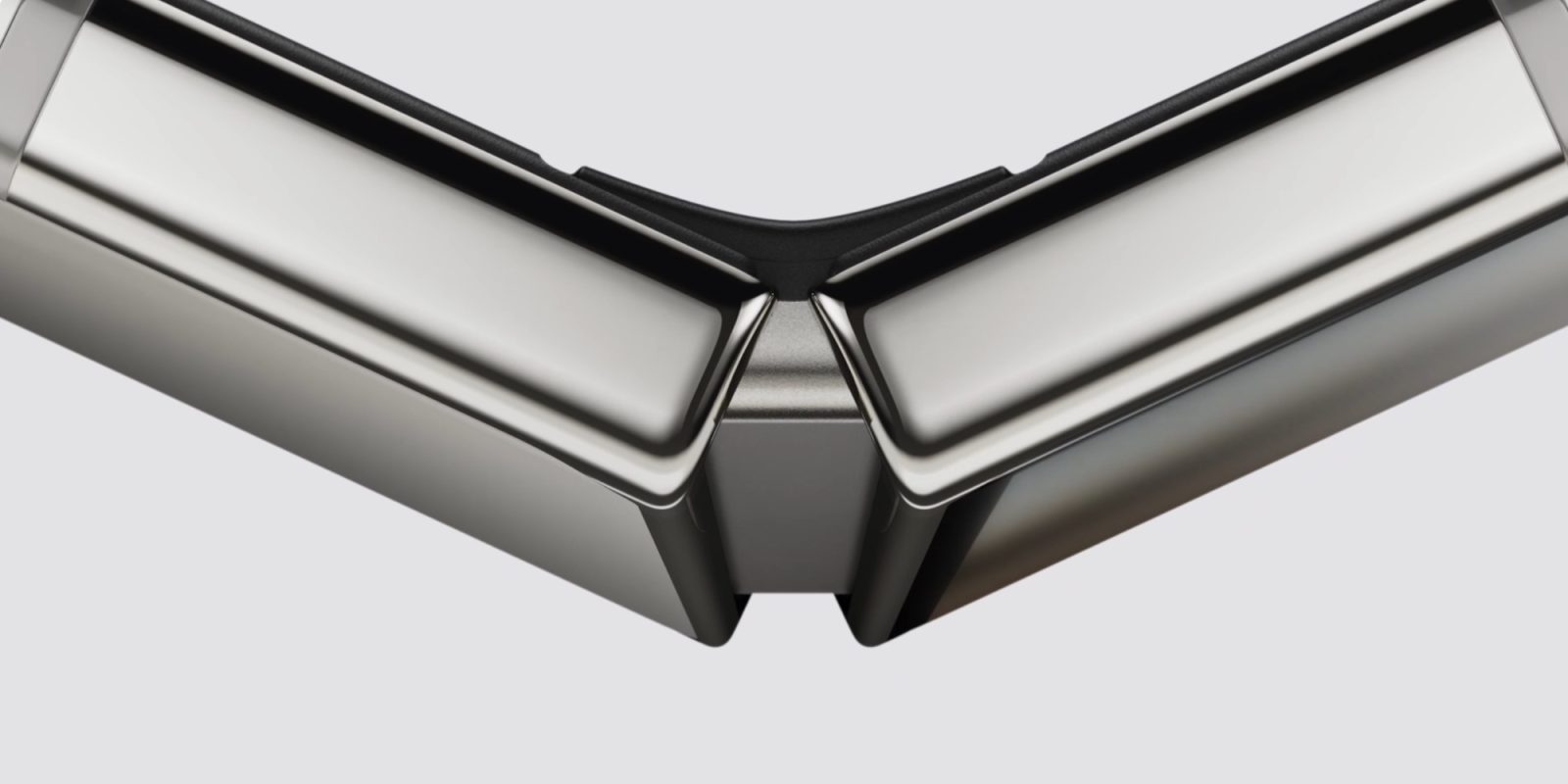 The iPhone Duo’s cooling system hides a clever trick inside its hinge