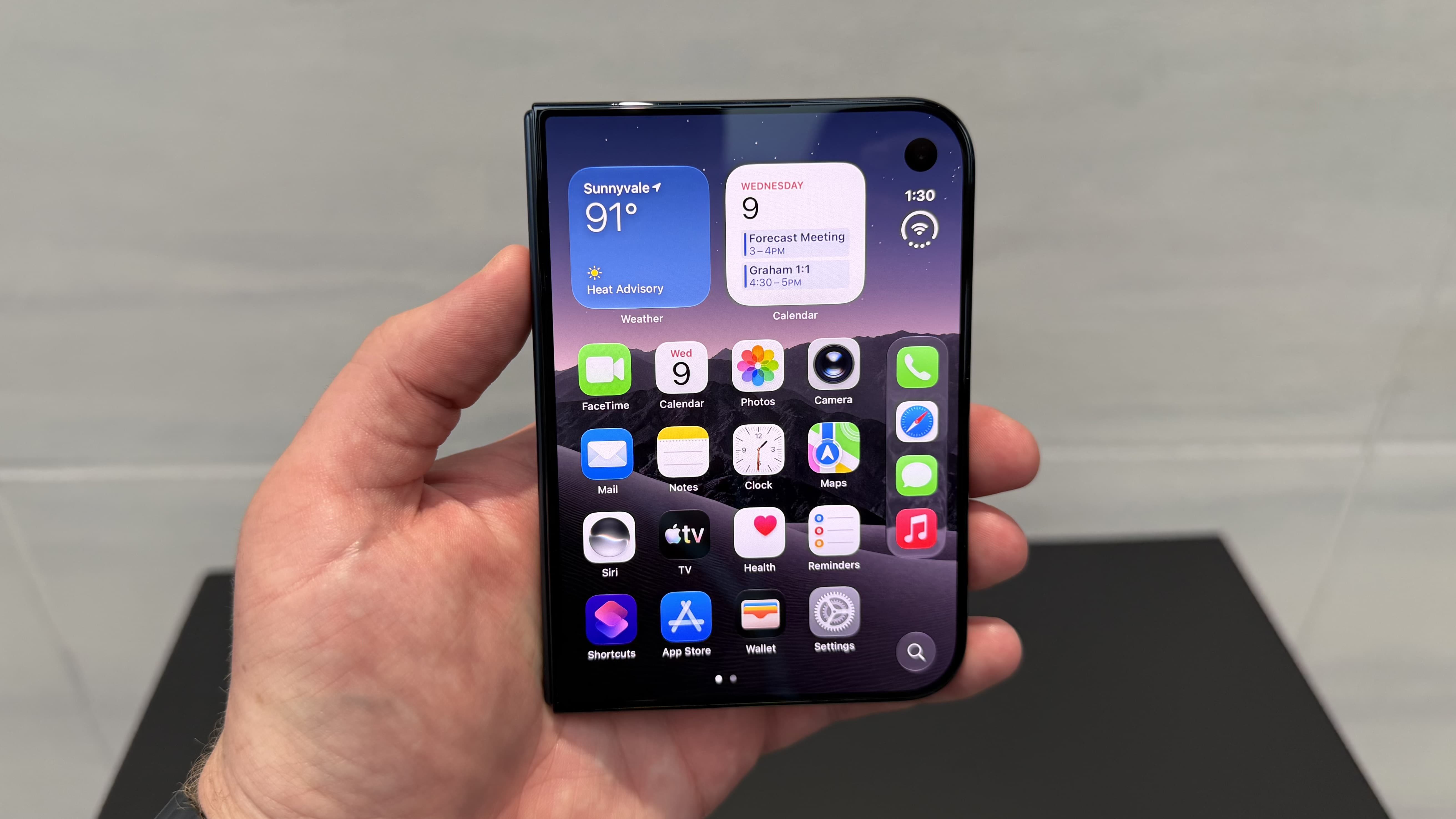 photo of Hands-on with the foldable iPhone Duo [Gallery] image