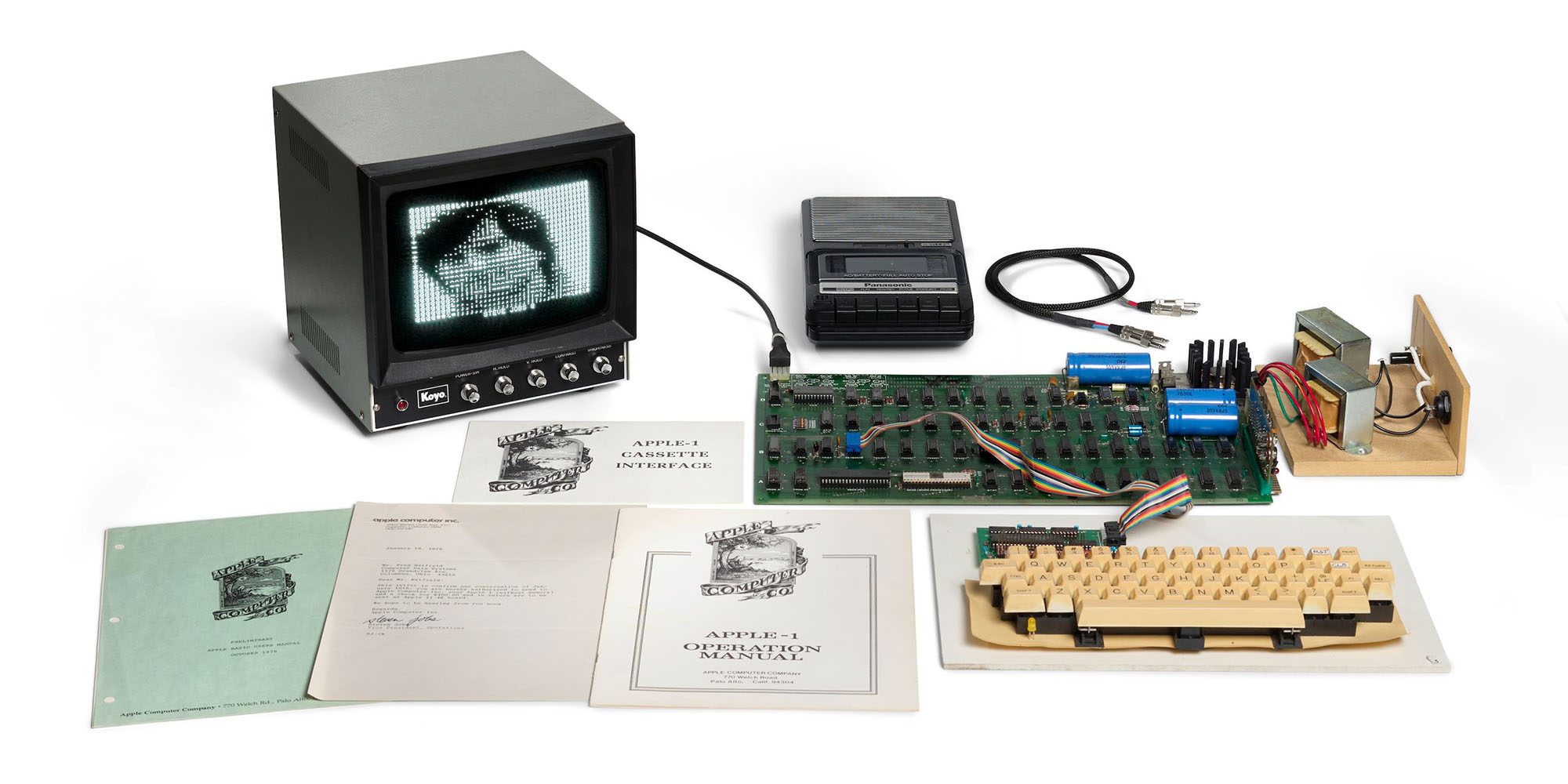 photo of Apple-1 sets a new record at $1,148,200 after a rejected upgrade image
