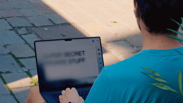 Security Bite: This nifty privacy app blurs your Mac screen…