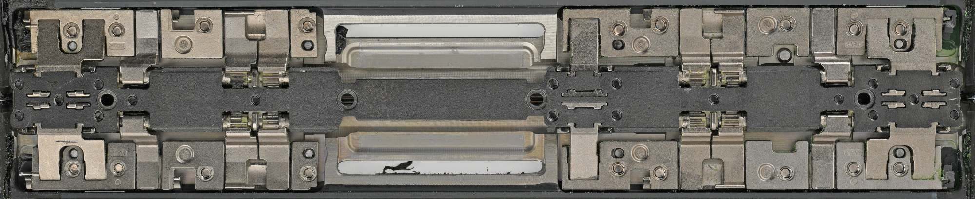 iFixit tears down iPhone Duo, finds possible causes of early screen failures